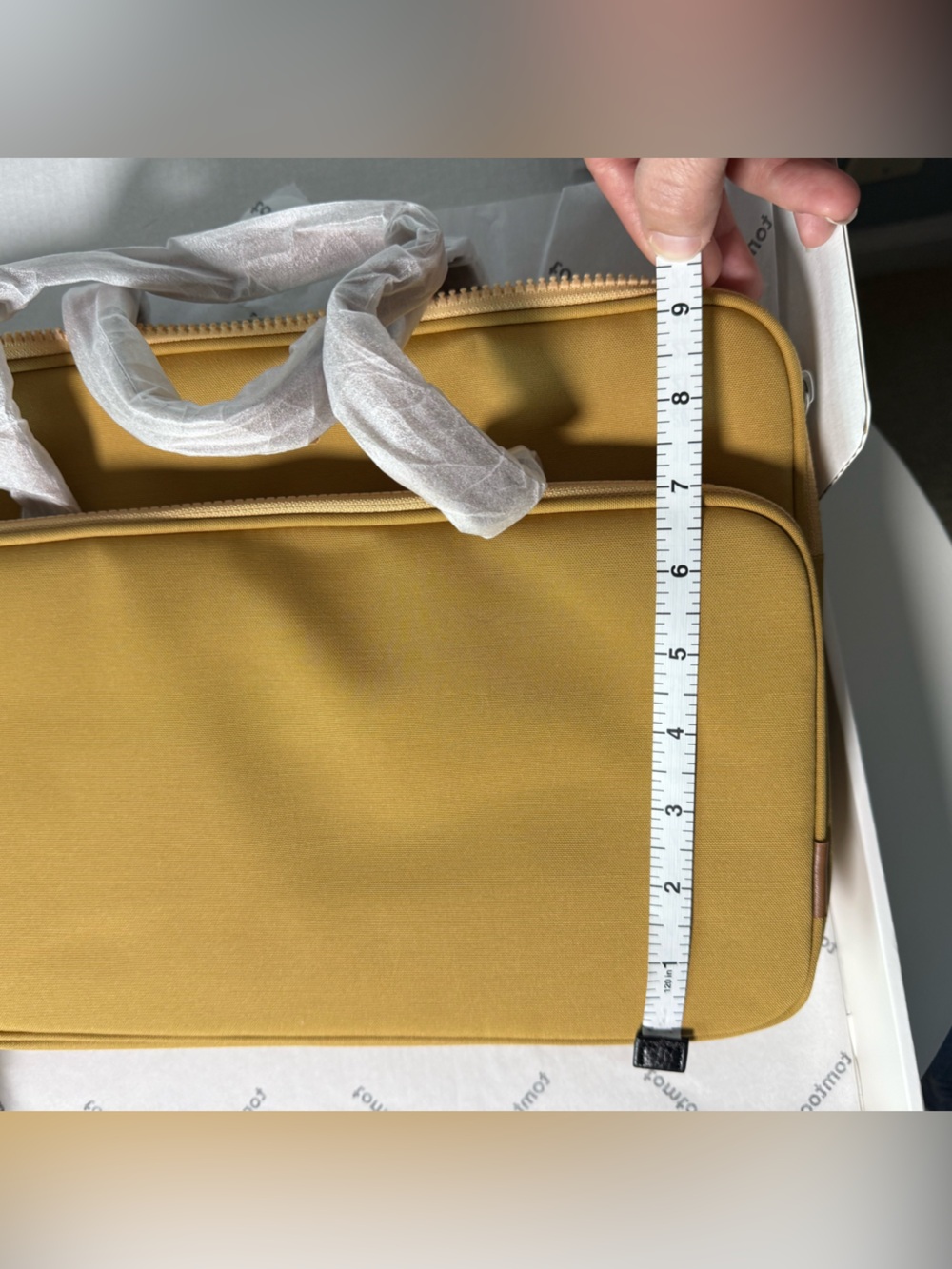 Tomtoc Mustard Yellow Laptop Briefcase - Slim Protective Unisex Bag - Picture 5 of 12